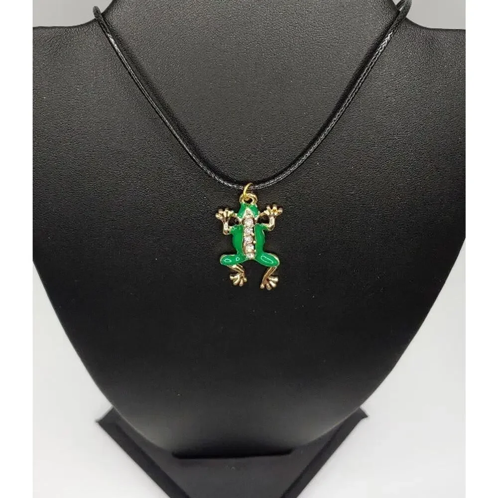 Cute New Frog Necklace Golden with CZ - Picture 2 of 4